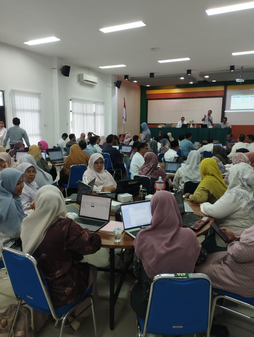 Bimtek Penulisan Artikel Menggunakan Artificial Intelligence (AI) dan Peningkatan Pemeringkatan UIN Ar-Raniry Banda Aceh
